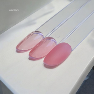 en Vogue Lac it! truth translucent bubblegum pink jelly UV/LED gel polish for professional nails and extensions shown on nail swatch sticks