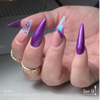 en Vogue Lac It! Evening In Paris warm, rich purple with a pearlescent finish UV/LED gel nail polish for professional nails and extensions on lomng point manicure