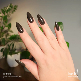 en Vogue Lac It! Mindful deep dark brown crème UV/LED gel nail polish for professional nails and extensions on long almond manicure