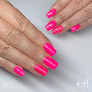 en Vogue Lac It! Neon pink vibrant neon pink crème UV/LED gel nail polish for professional nails and extensions on square manicure